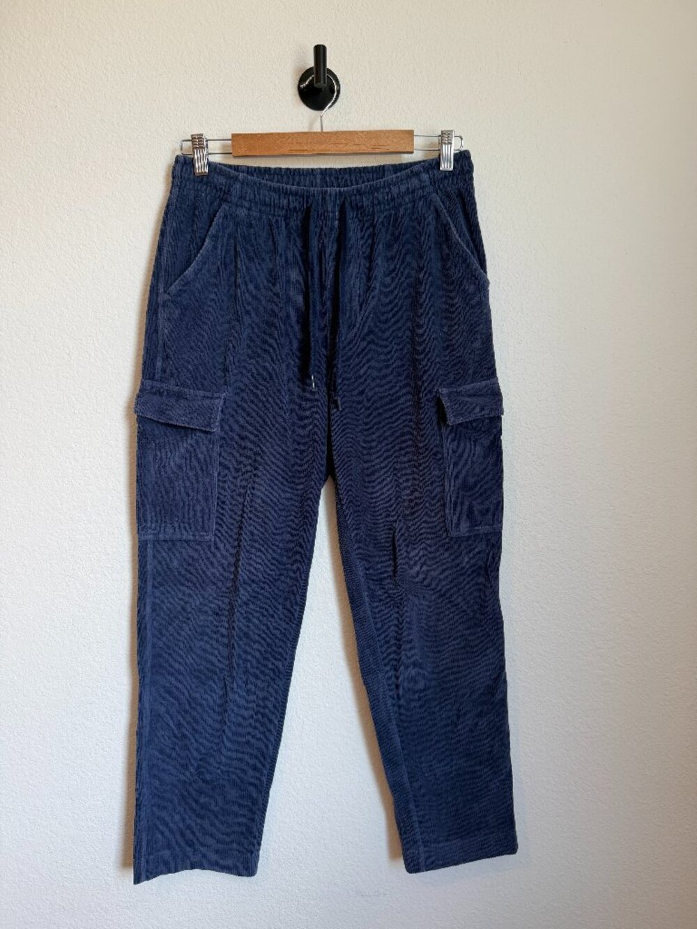Lands End Sport Knit Straight Leg Cargo Corduroy Pants Navy Blue